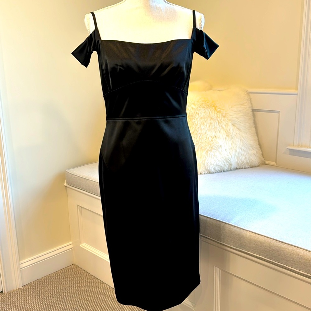 Adrianna Papell Black stretch satin cocktail dress - size 6